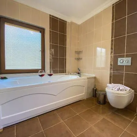Sea View W Pool And Jacuzzi 5 Min To Beach Kalkan